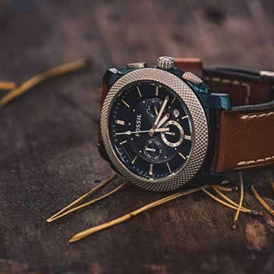 men's watch with leather strap