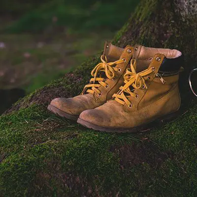 hiking boots with Composite Toe