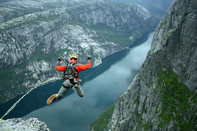 Bungee Jumping In the US 